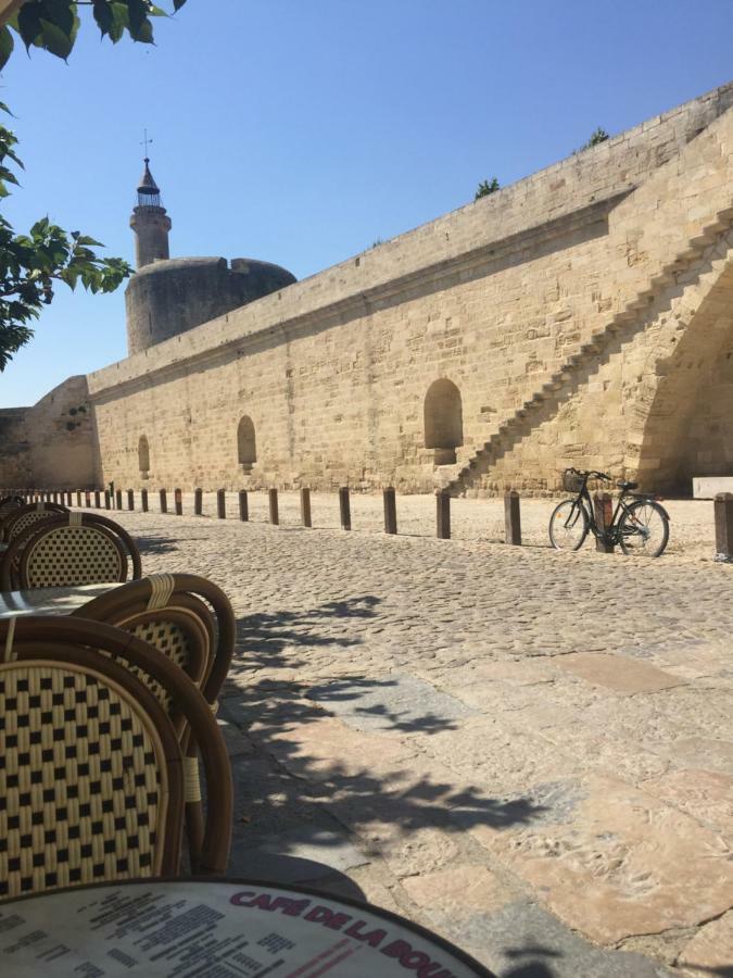 Au Coeur Des Remparts Apartment Aigues-Mortes Exterior foto